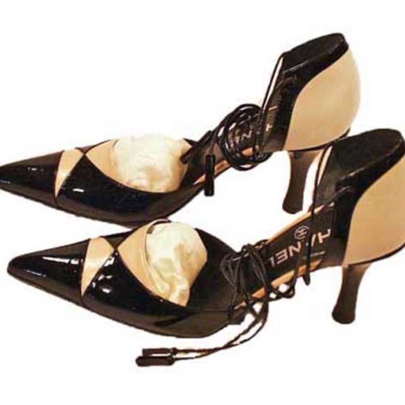 CHANEL GLADIATOR STILETTOS, Sz 7.5B, HEEL 3 inch, MADE ITALY, TAGS ON NEVER WORN - Picture 4 of 14